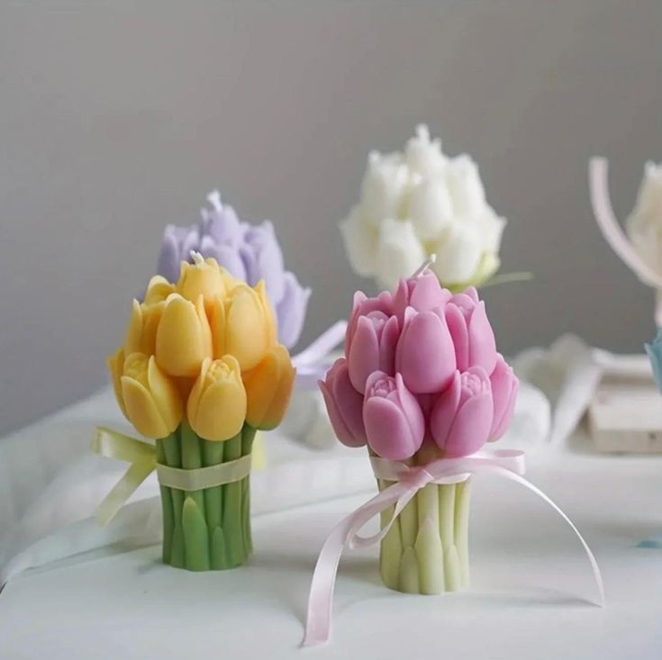 Illumora tulip bouquet candle.